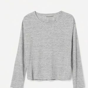EUC Everlane top 🌳
